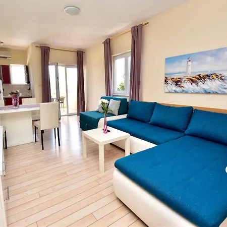 Melandura-4 By Interhome Apartamento Dinjiška