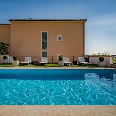 Apartamento Melandura-4 By Interhome Dinjiška